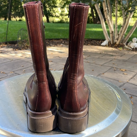 Free People Brooks Lug Sole Chelsea Boot in Cherry Red Chocolate size 7.5 - Picture 6 of 10